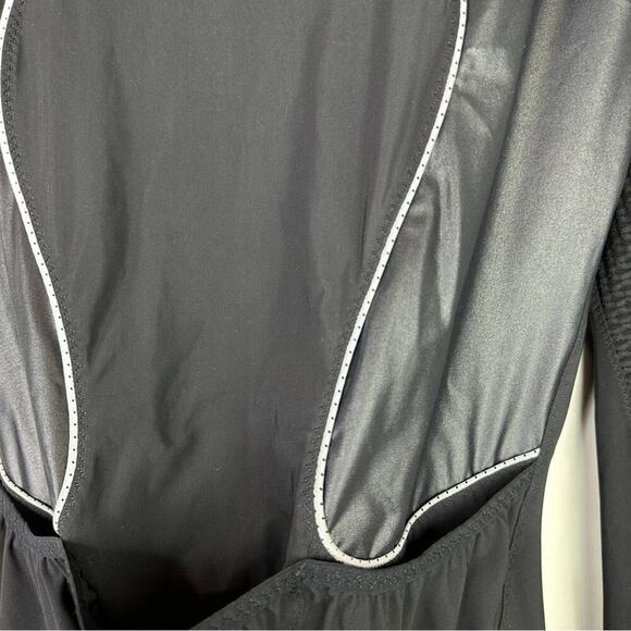 Lululemon Black Paceline Zip Up Jacket. Rare.⭐️⭐️ - Picture 10 of 11
